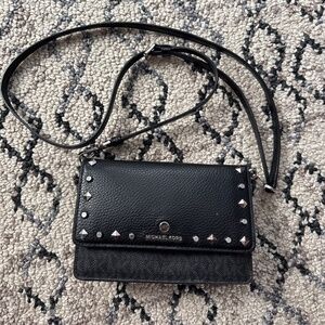 Michael kors crossbody bag